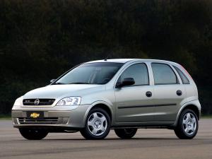 Chevrolet Corsa 5-Door 2002 года
